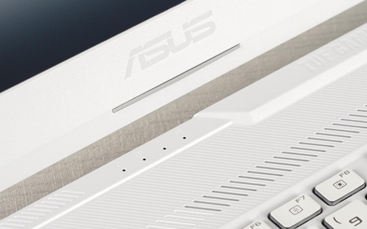 性能怪兽,5900HX+RTX3070,2.5K屏幕,华硕进阶版天选2笔电测评