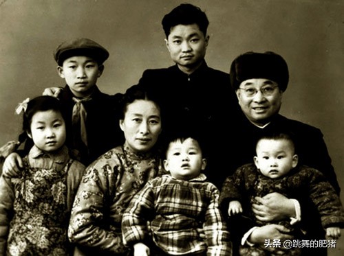 湘军名将之后、天性乐观幽默的陈赓大将，为何英年早逝