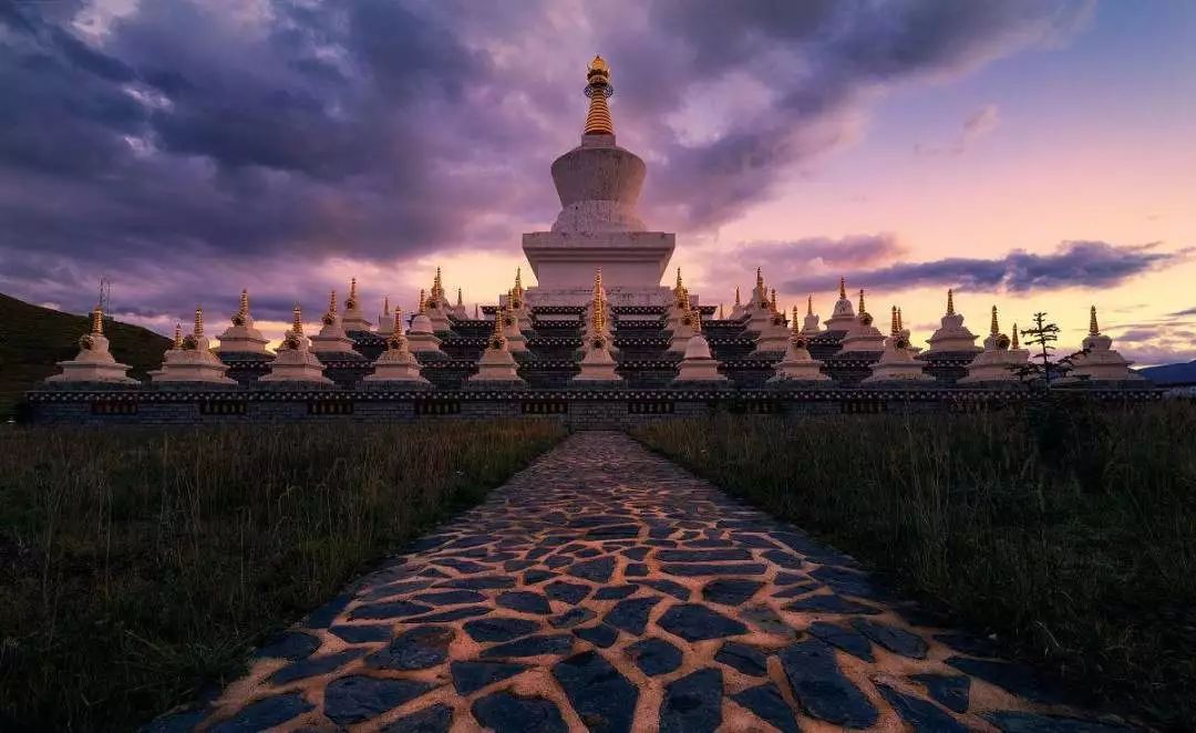 稻城亚丁白云,稻城亚丁风景没有想象中的那么美