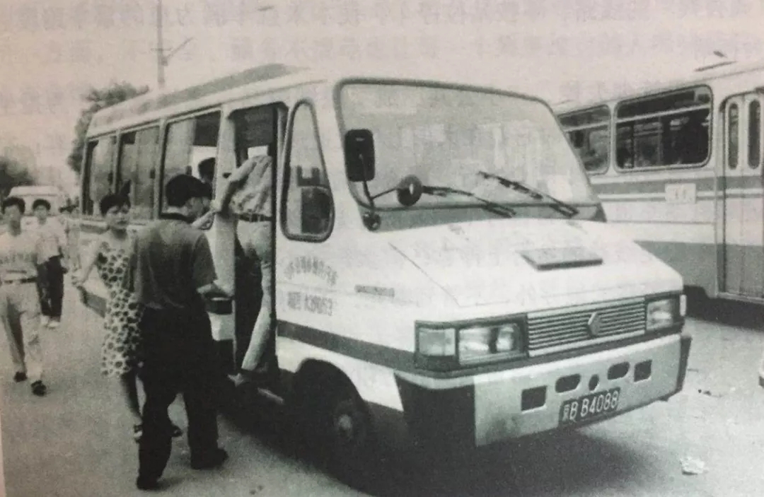 北京红叶客车原型,那些年北京公交老车现状