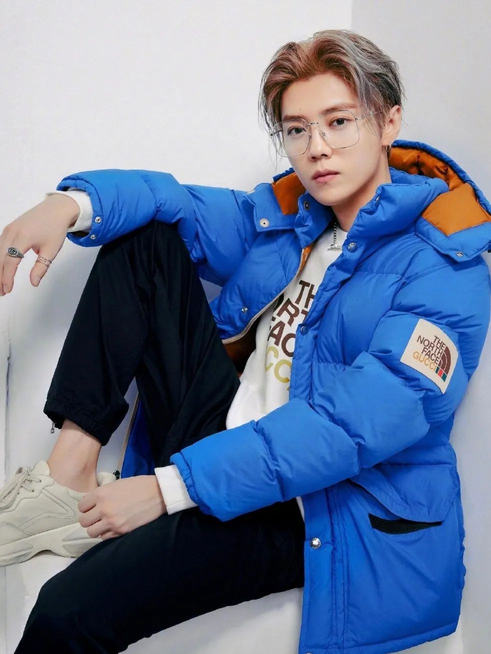 欧阳娜娜同款潮流品牌,欧阳娜娜同款联名卫衣