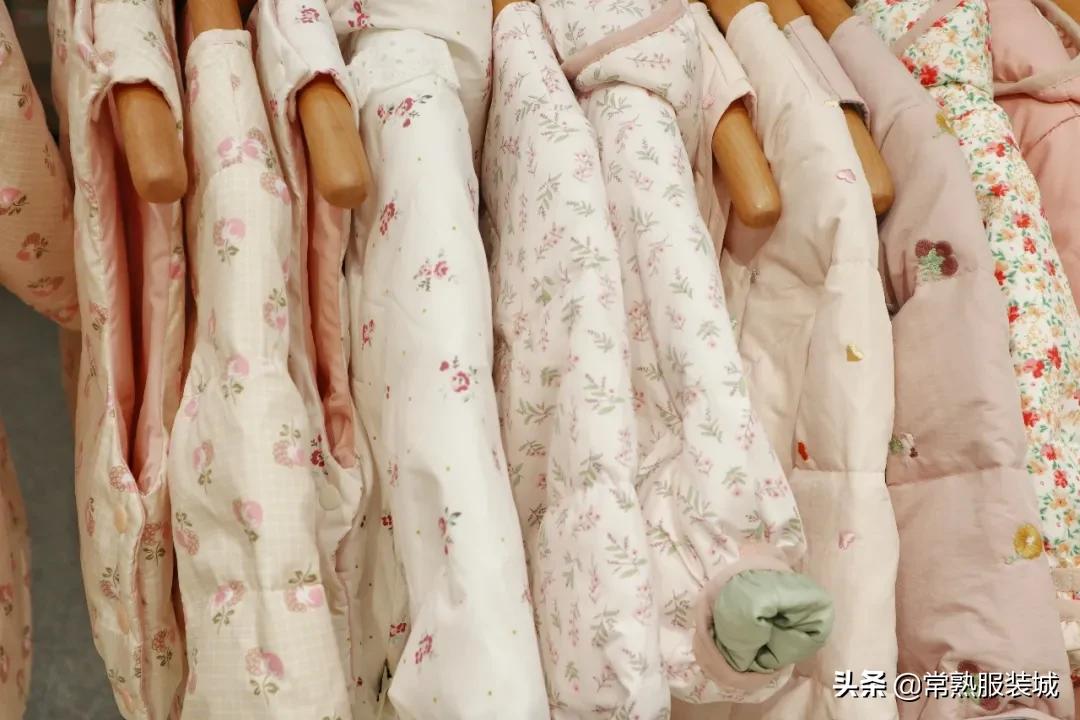 萌娃每日穿搭分享,萌娃穿搭的十个妙招好看又省钱