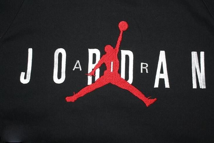 当你的AJ鞋攥在了你老妈手里，那它可能就有了一万种消失的方法