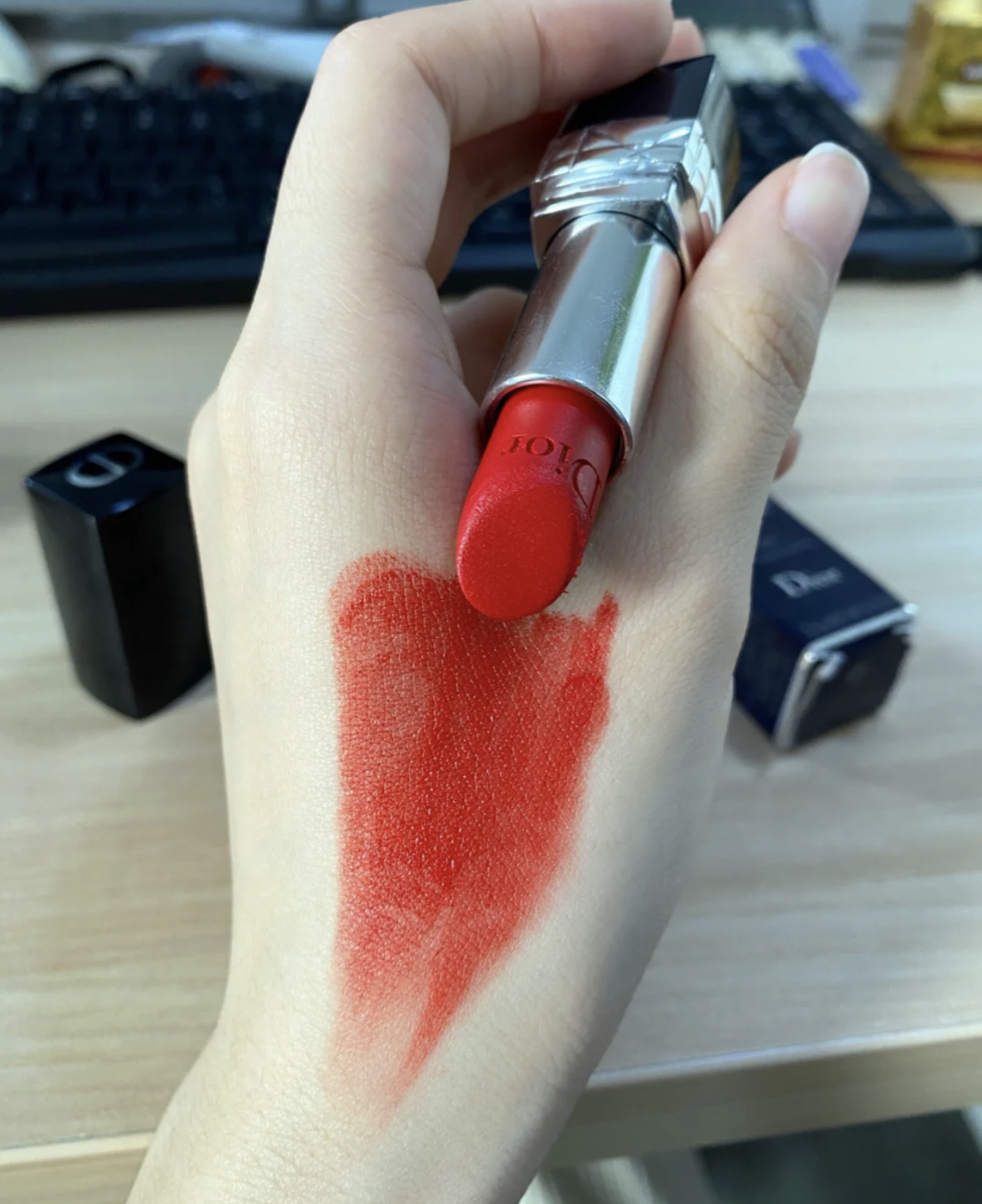 迪奥口红什么色号最爆,迪奥999matte和velvet有什么区别