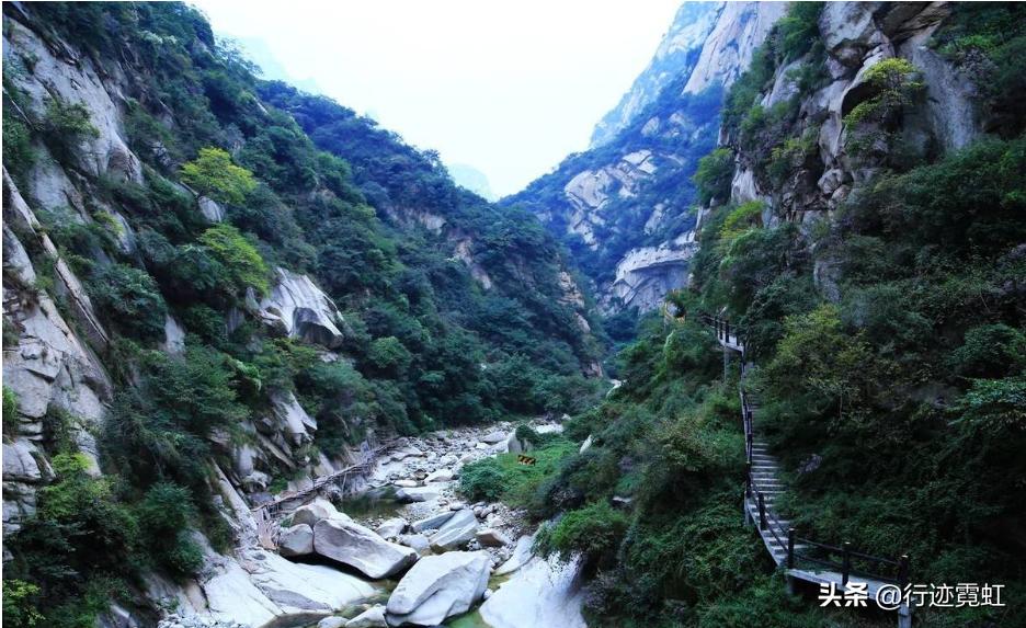 被誉为天下第一奇山是华山吗,华山天下第一山