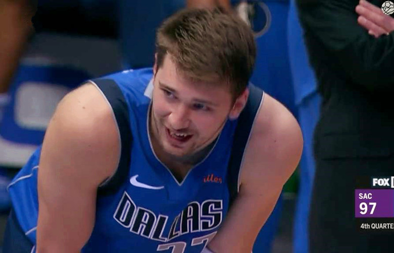 特雷杨18-19集锦,特雷杨爆砍56分锦集