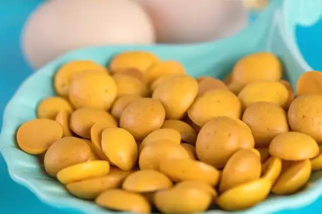 宝宝对鸡蛋过敏是蛋黄还是蛋清呢,鸡蛋过敏的宝宝怎么吃营养