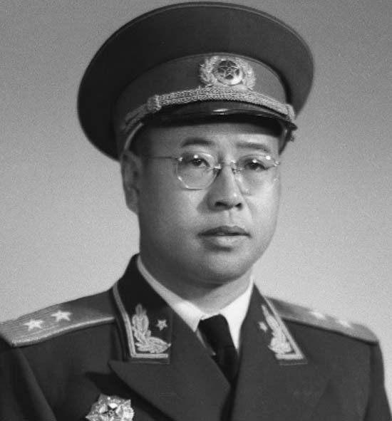 开国中将和少将,开国中将与少将