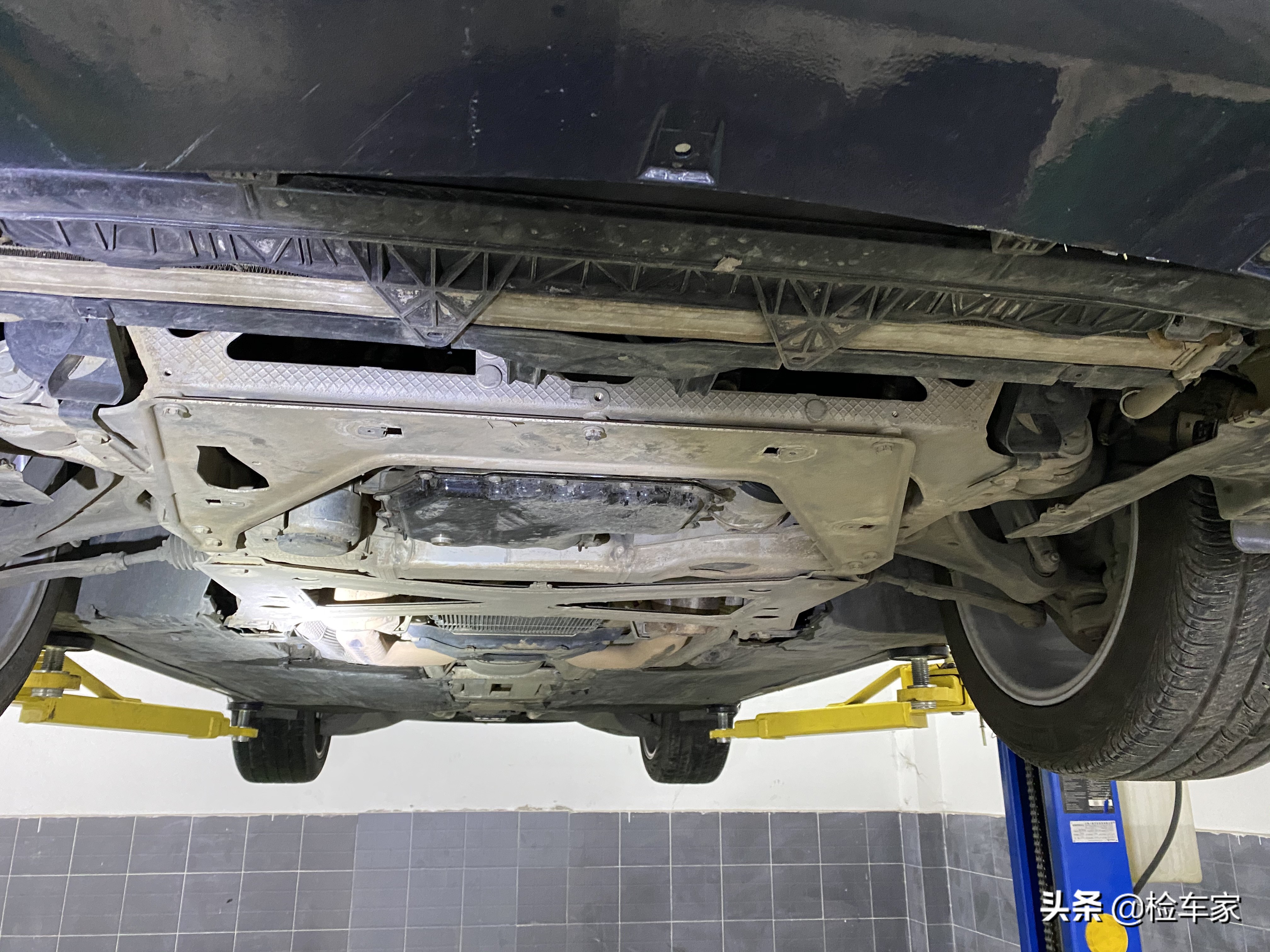 保时捷帕拉梅拉多少万公里出售,花300万买保时捷帕拉梅拉值吗