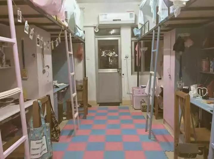 大学宿舍5人间哪个最好,《大学》宿舍对比
