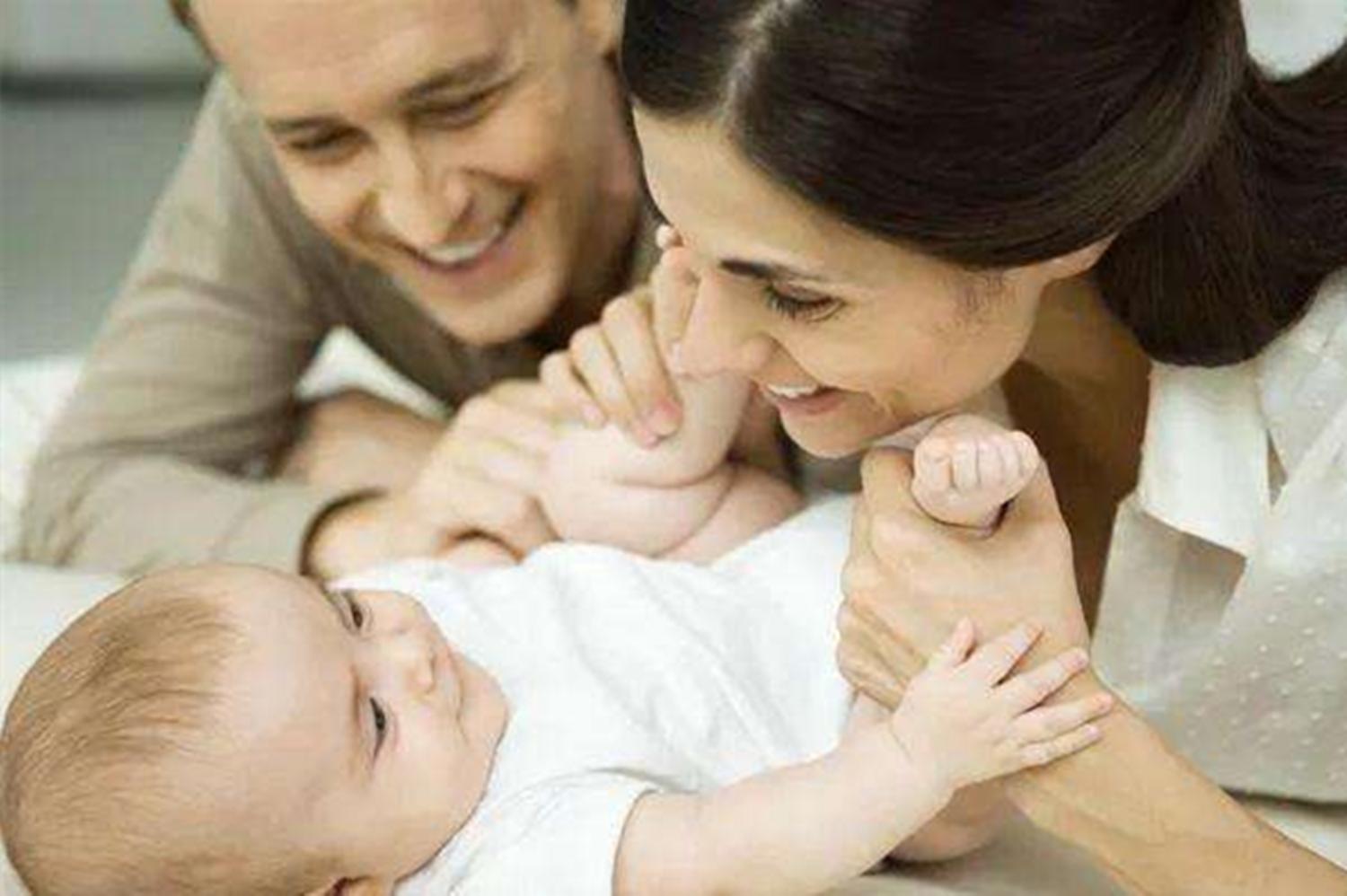 宝宝吐奶怎么解决最快最有效,宝宝吐奶怎么办最有效方法