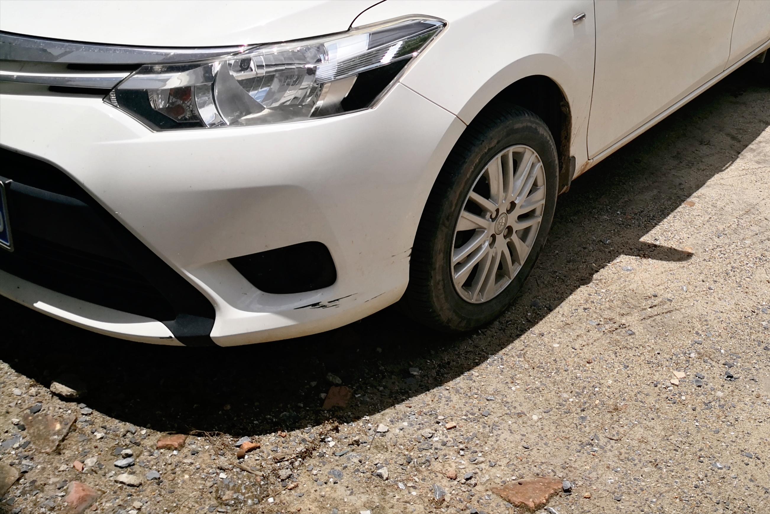 新手在路上开车需要注意哪些,新手开车在路上应该注意什么