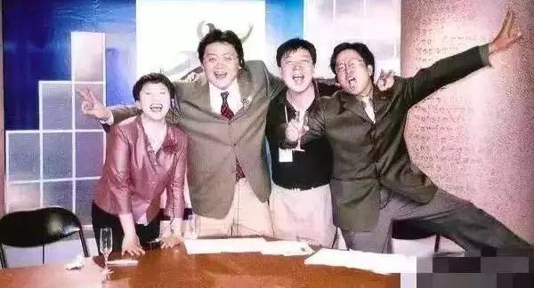 白岩松疫情直播什么频道,白岩松最新疫情报告发布