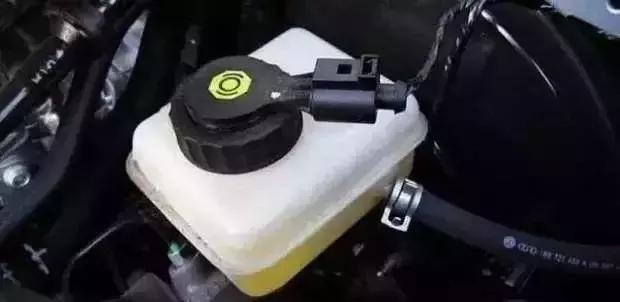 4s有哪些保养的坑,4s保养太贵后悔了