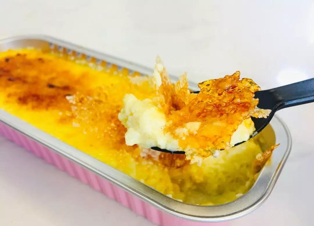 「十堰」这个85后男生开的甜品店，一口就被TA撩到！来了就赖着不想走