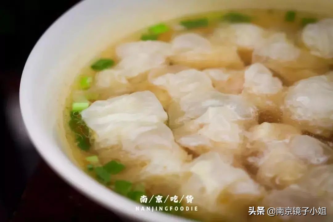 老南京柴火馄饨,老南京的木箱馄饨