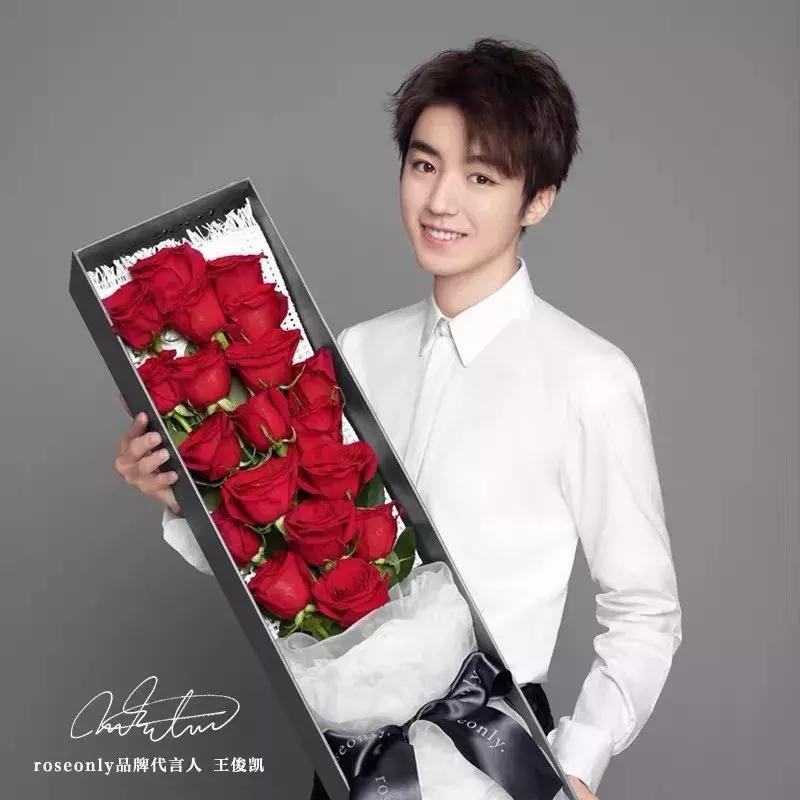 情人节穿搭提前准备起来,情人节最受欢迎的单品