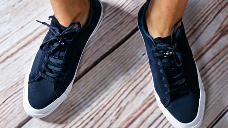 有哪些好看时尚便宜的男鞋,推荐一款比较好看男鞋