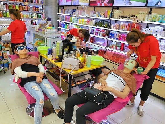 网红餐厅雕爷牛腩遭投资人起诉,一年卖出400万份的网红汤