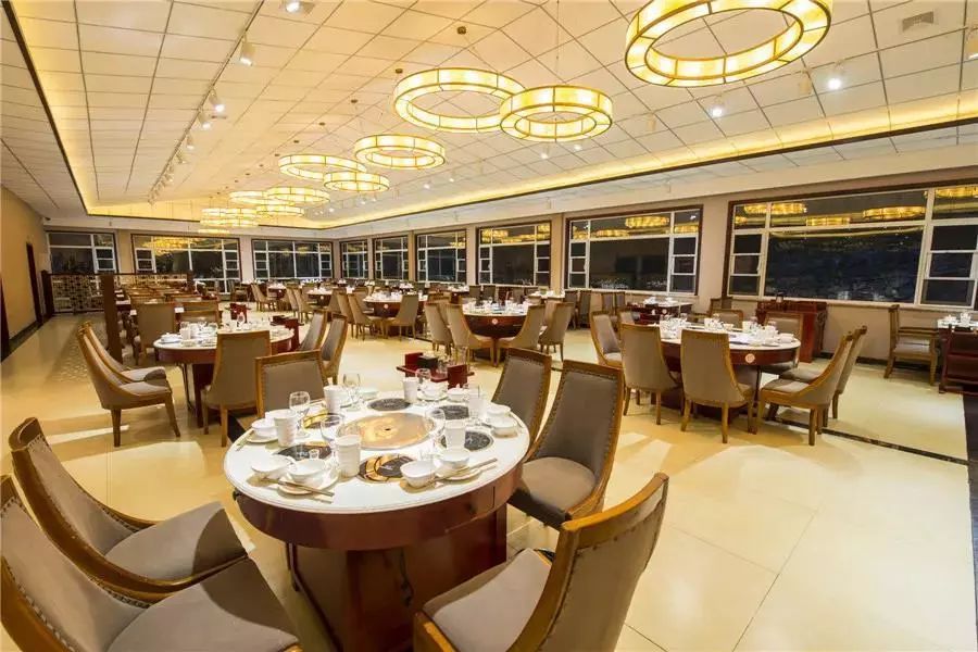 成都附近看雪一日游推荐表,成都周边轻徒步玩雪一日游