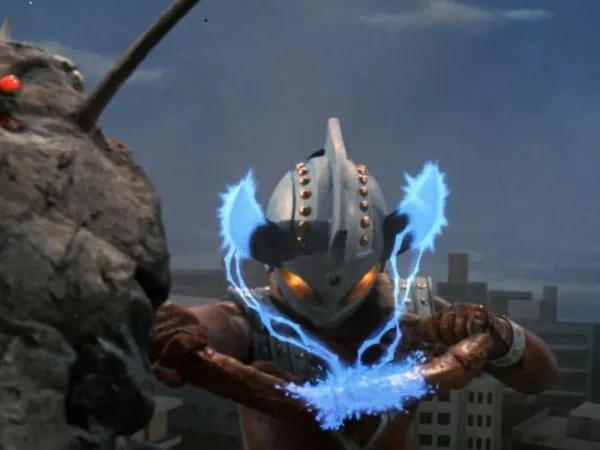 泰罗奥特曼技能大全,泰罗奥特曼街机大招怎么放