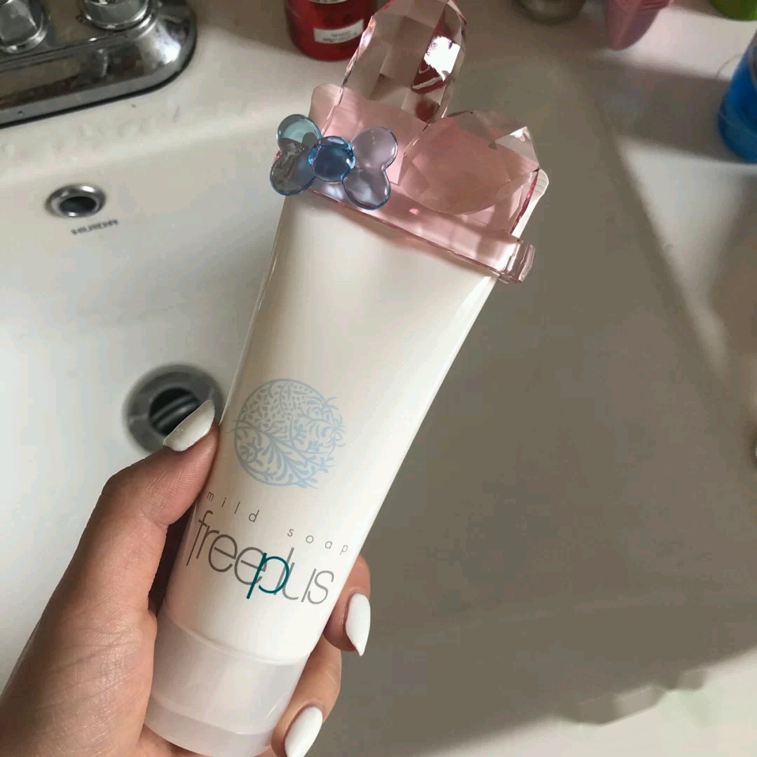 屈臣氏芙丽芳丝洗面奶推荐测评,屈臣氏洗面奶哪款适合油皮学生