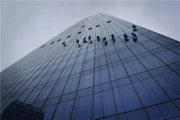 你认真工作的样子真美下一句,你认真工作的样子魅力十足