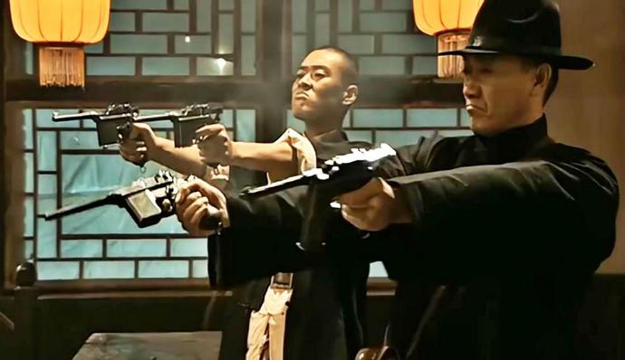 亮剑楚云飞送李云龙子母手枪,亮剑中楚云飞送给李云龙的枪