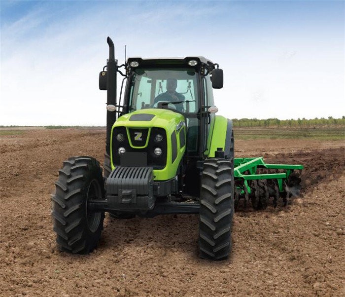 甘肃农用四驱拖拉机厂家报价,甘肃大马力拖拉机推荐报价