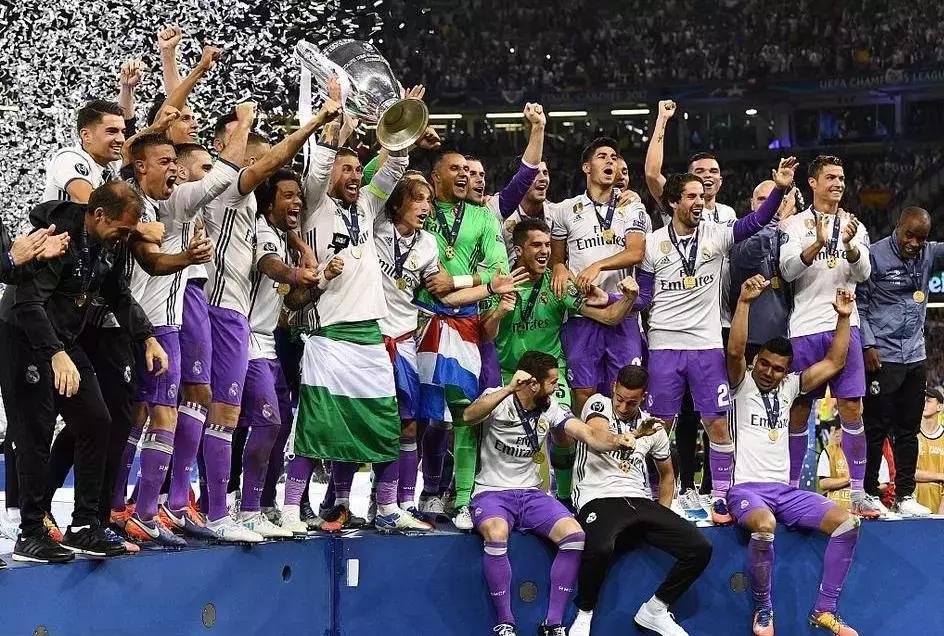 你觉得足球史上的最佳进球是哪个,你认为哪项田径纪录最难打破