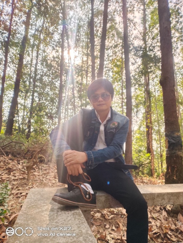 狗自拍图片,大黄狗自拍