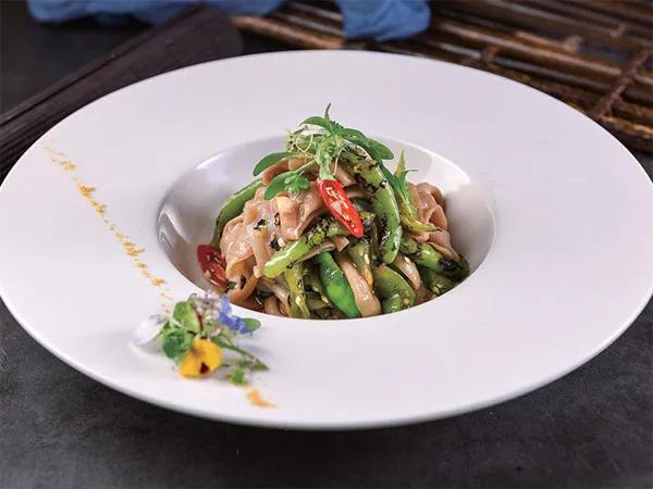 口水鸡烧汁饭,口水鸡钵钵鸡