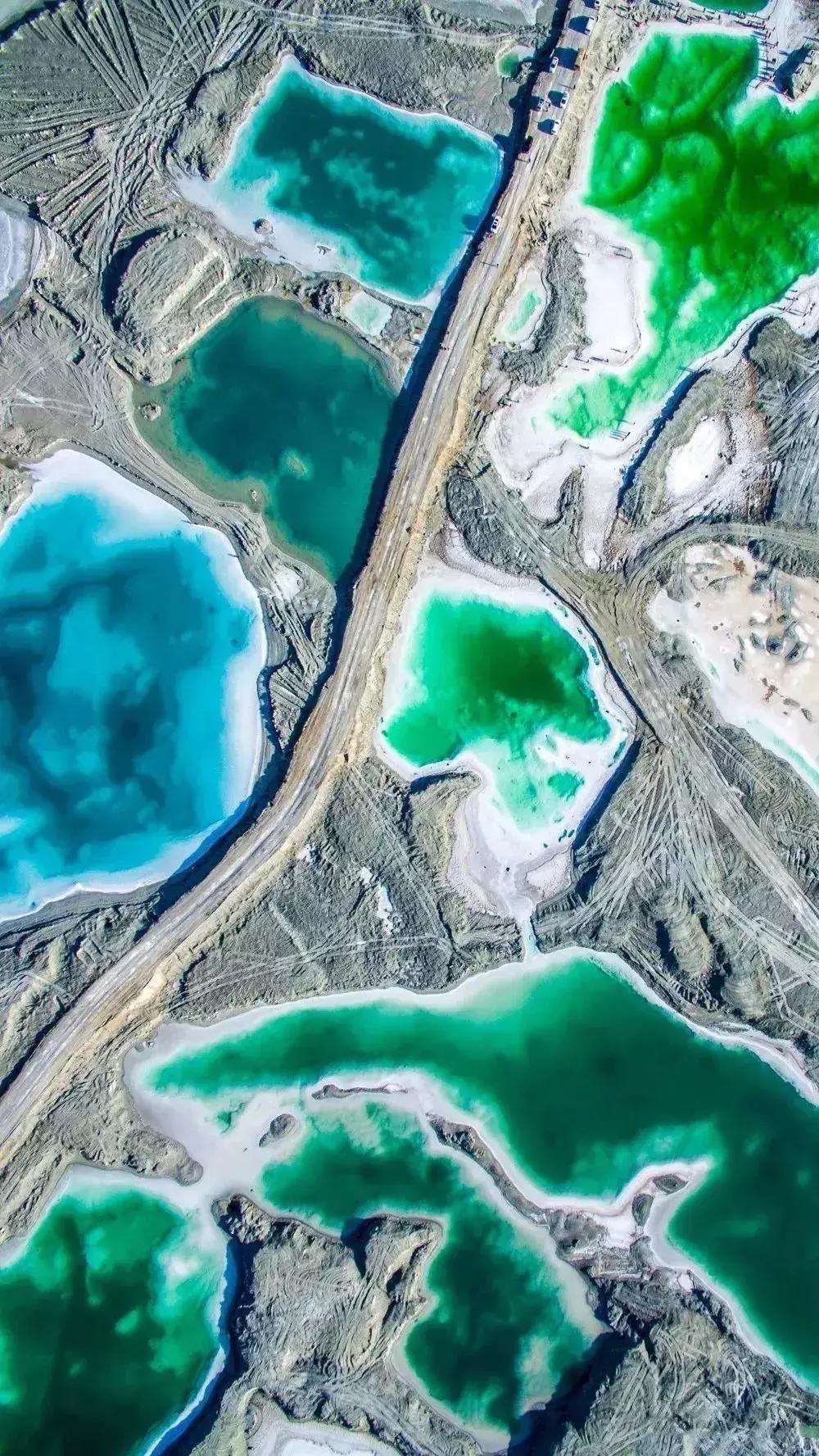 致敬祖国绘画作品高难度,关于祖国的手绘画