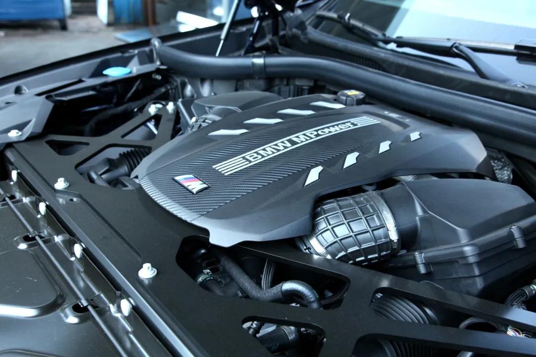 宝马x5m2020款v8发动机,宝马4.4v8发动机怎么样