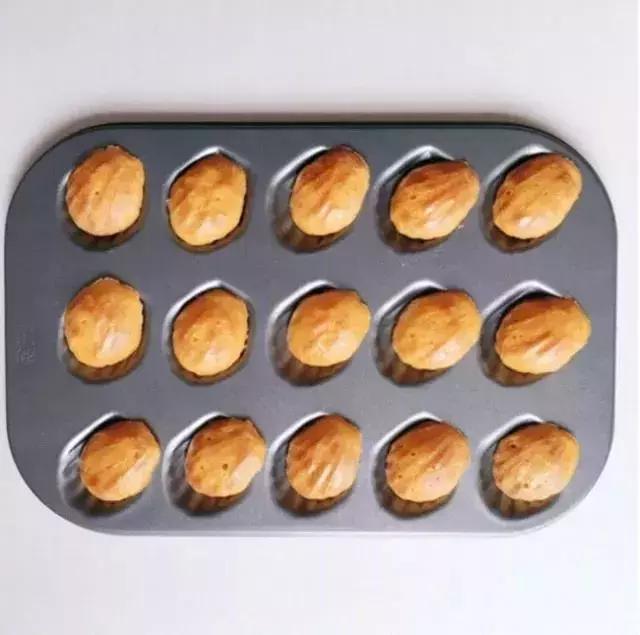 金牌育儿嫂爱做的3种蒸蛋糕,金牌育儿嫂宝宝三个月视频