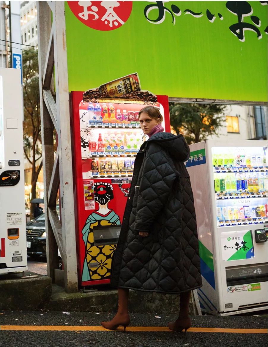 闊╁墽濂充富绌挎惌鍝佺墝,闊╁墽濂宠绌挎惌鍝佺墝