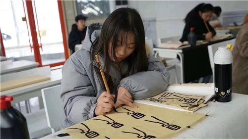 青岛书法高考培训，艺霖书法