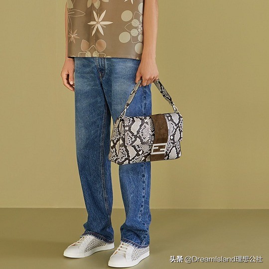 2022新款时尚真皮包fendi,fendi包2024