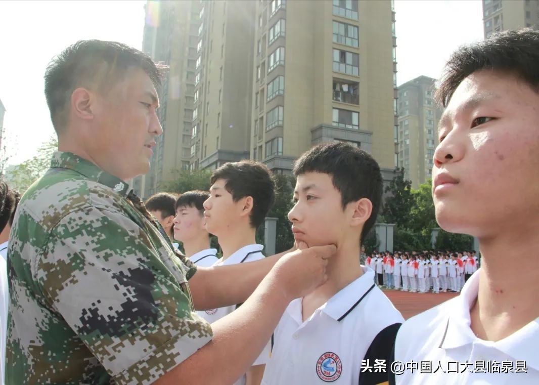安徽省临泉二中军训,临泉二中军训视频2020