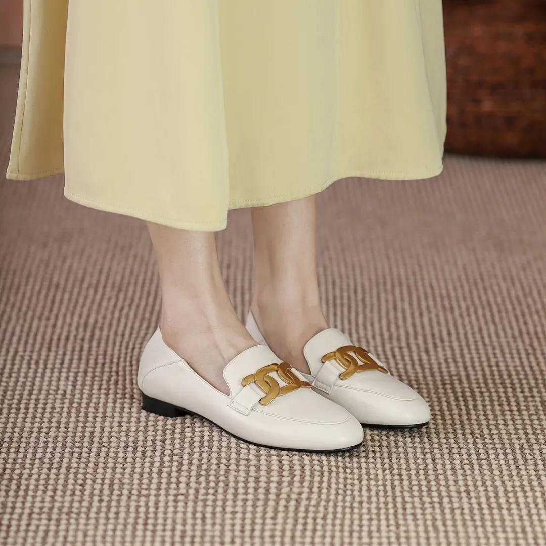 乐福鞋穿起来舒服吗,乐福鞋可以搭配阔腿裤吗