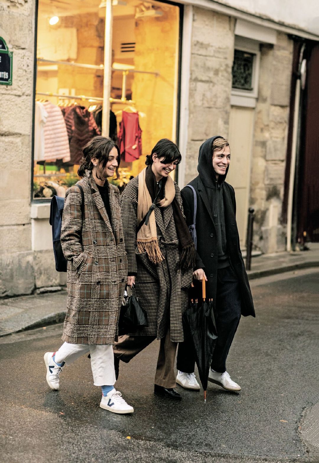 格子大衣的穿搭秘诀深色,格子大衣怎么穿比较潮