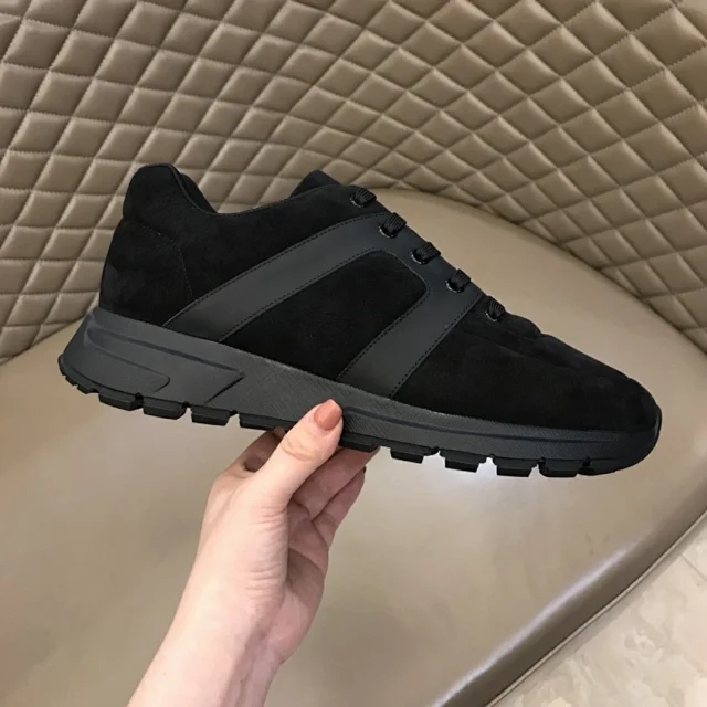 普拉多黑武士多少钱一辆,普拉达黑武士最新款