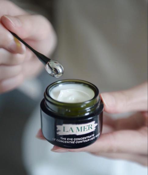 对袁冰妍路转粉了，分享护肤品全是大牌，不开美颜的样子好显小