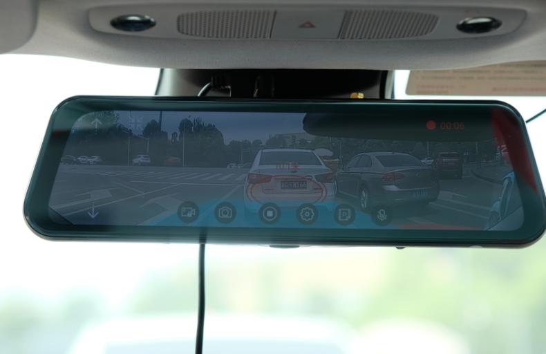 任我游智能行车记录仪红键,任我游隐藏式行车记录仪测评