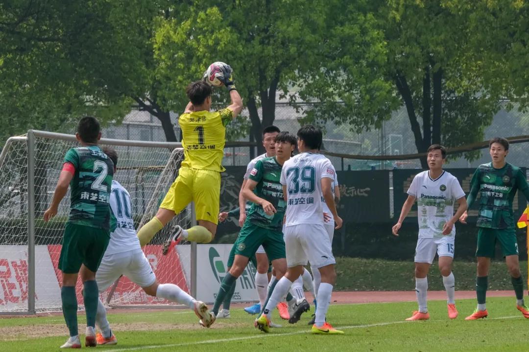 绿城足球最新消息今天,绿城足球比赛表2024