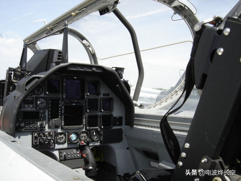 官宣！美军确认向越南出售军机，是越战结束后的第一次