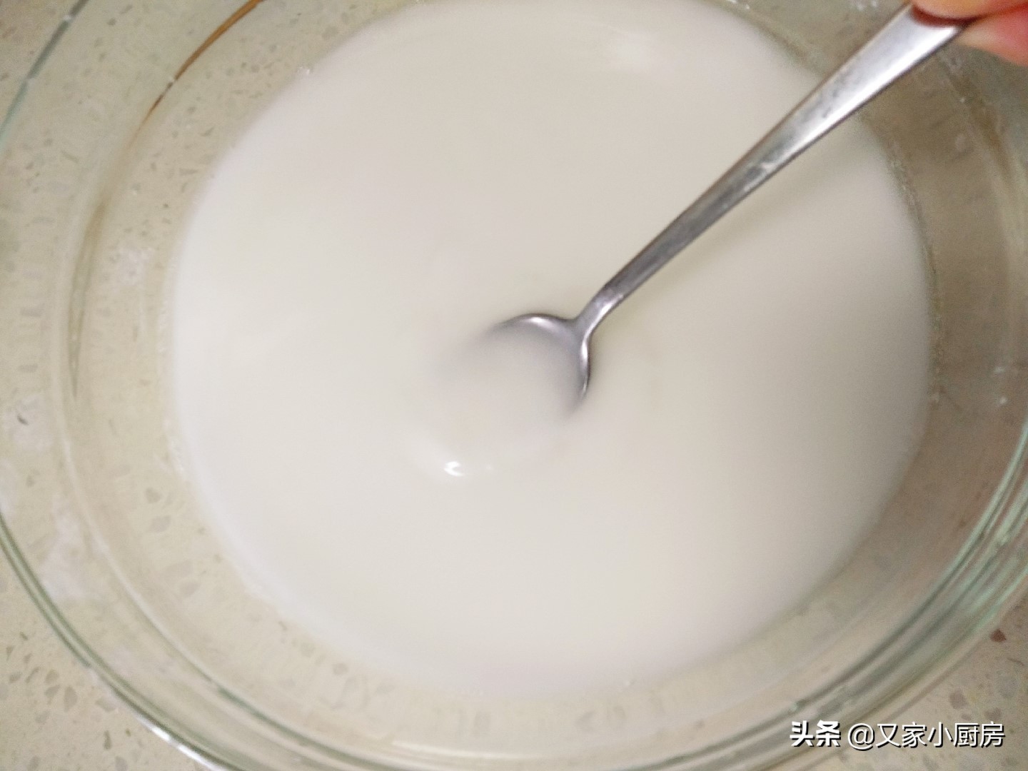 凉粉怎么制作又筋道又爽滑,凉粉要筋道加什么