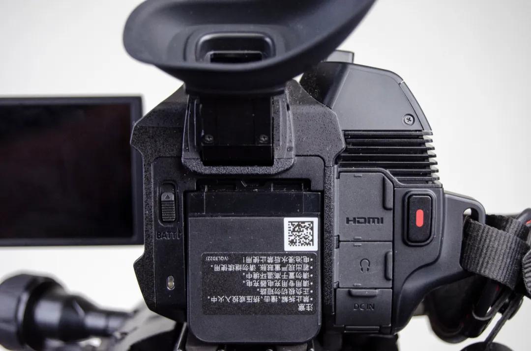 松下x1500摄像机,松下x1500专业4k60p摄像机