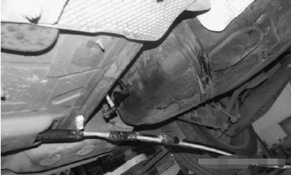 迈腾油管共振异响,大众迈腾加油门异响