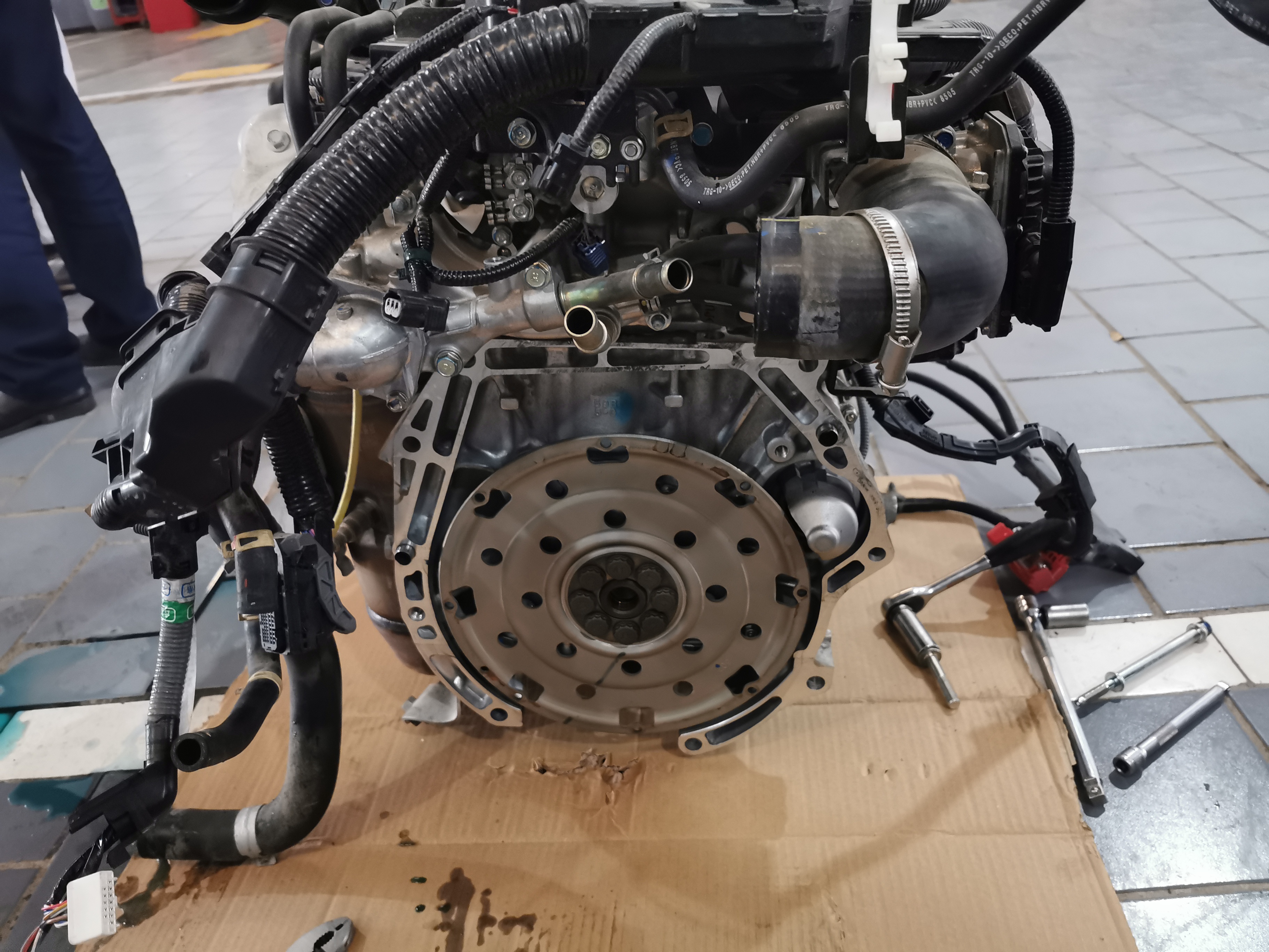 本田crv17款油耗是多少,本田crv的cvt变速箱1700转顿挫感